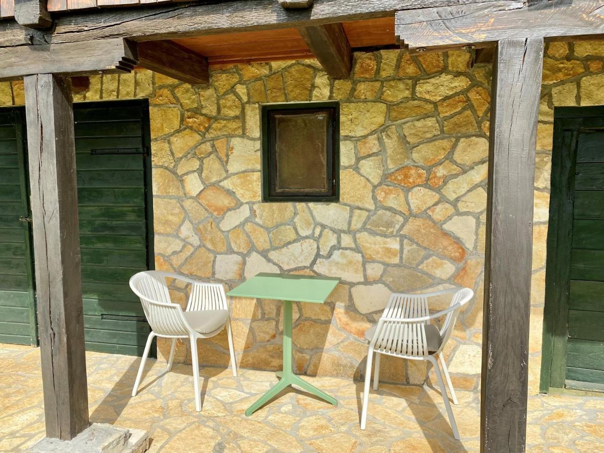 Country House Novosel Duga Resa Exterior foto